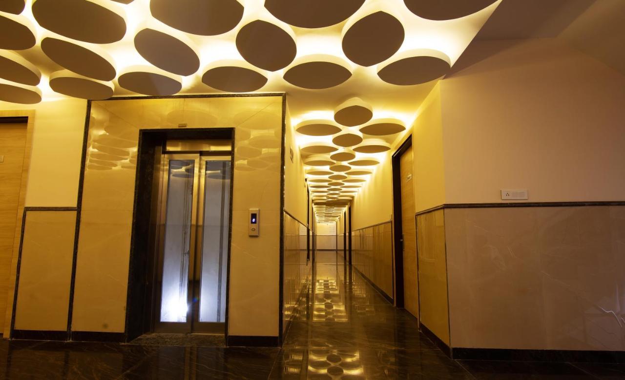 Hotel Stanley By Foxi Group- Near Delhi International Airport นิวเดลี ภายนอก รูปภาพ