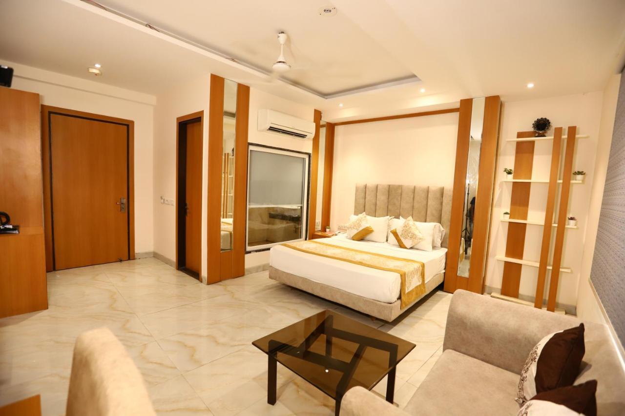 Hotel Stanley By Foxi Group- Near Delhi International Airport นิวเดลี ภายนอก รูปภาพ