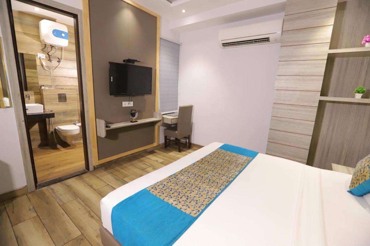 Hotel Stanley By Foxi Group- Near Delhi International Airport นิวเดลี ภายนอก รูปภาพ