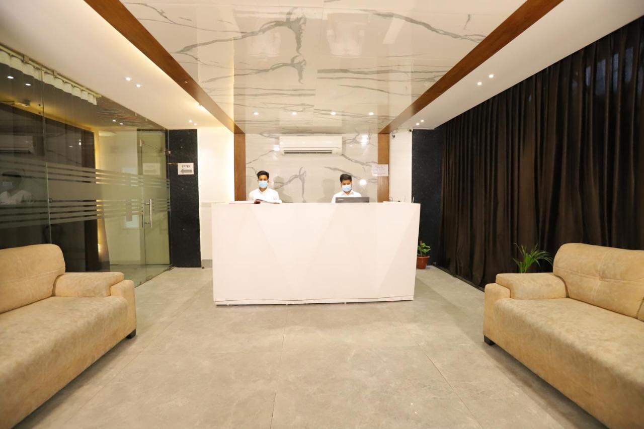 Hotel Stanley By Foxi Group- Near Delhi International Airport นิวเดลี ภายนอก รูปภาพ