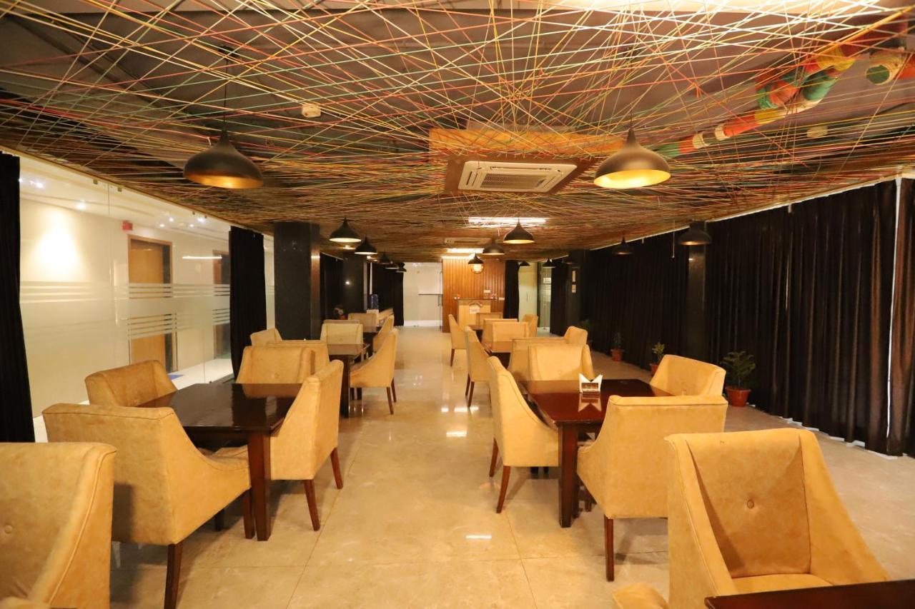 Hotel Stanley By Foxi Group- Near Delhi International Airport นิวเดลี ภายนอก รูปภาพ