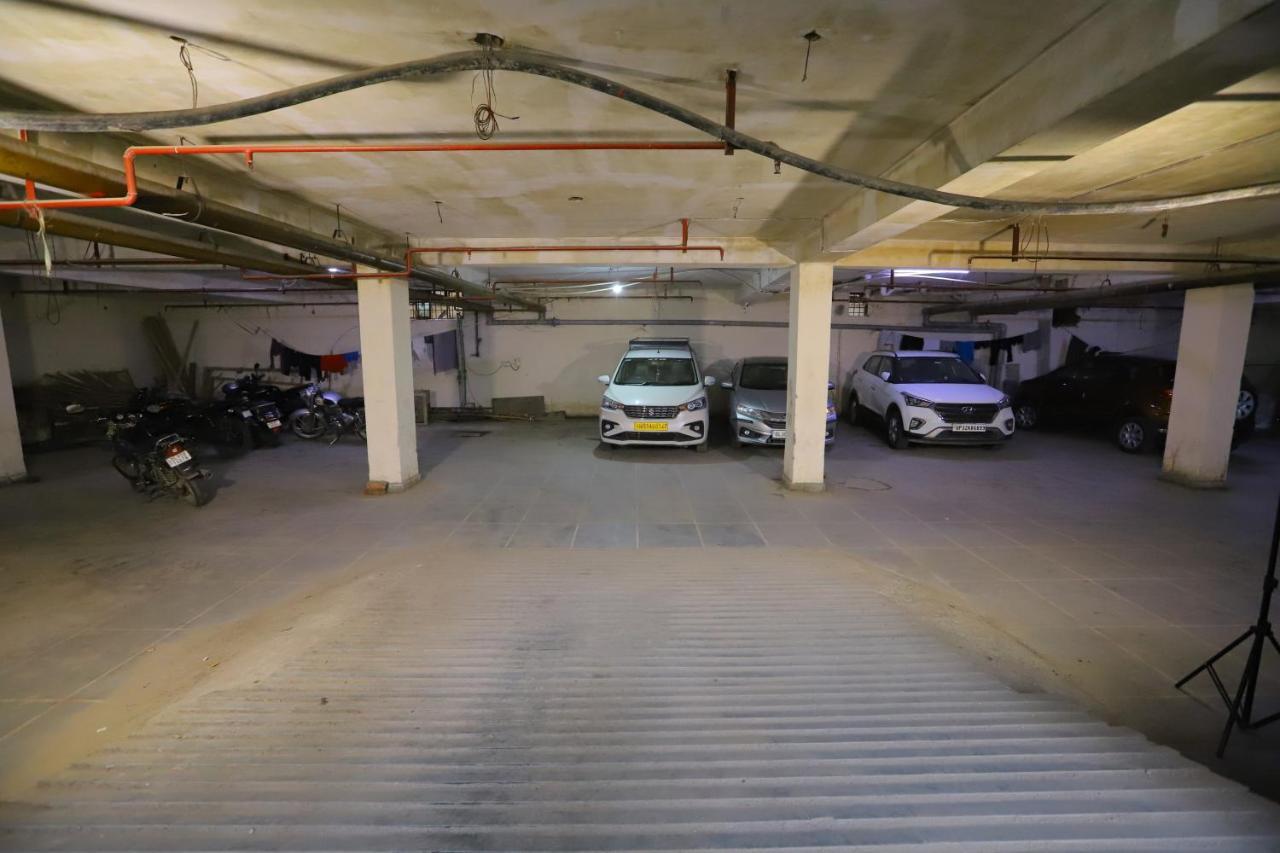 Hotel Stanley By Foxi Group- Near Delhi International Airport นิวเดลี ภายนอก รูปภาพ